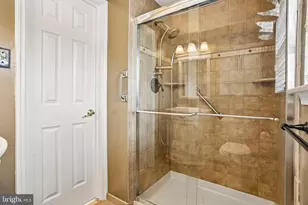 8 Dunham Ct, Berlin, NJ 08009 - Photo 28
