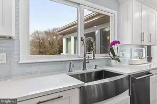 11 N Woodleigh Dr, Cherry Hill, NJ 08003 - Photo 12
