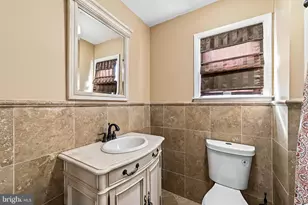 11 N Woodleigh Dr, Cherry Hill, NJ 08003 - Photo 22