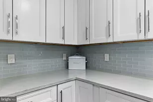 11 N Woodleigh Dr, Cherry Hill, NJ 08003 - Photo 14