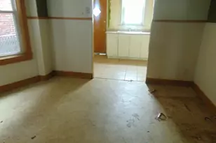 640 York St, Camden, NJ 08102 - Photo 8