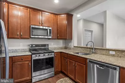 4735 Champions Run #4735, Cherry Hill, NJ 08002 - Photo 8