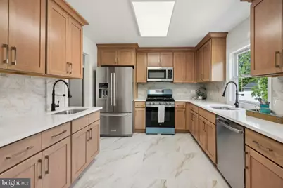747 Hedy Avenue, Cherry Hill, NJ 08002 - Photo 8