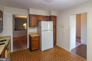 932 Kings Crft, Cherry Hill, NJ 08034 - Photo 8