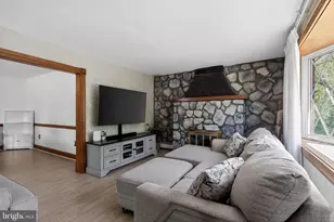 129 1st Ave, Gloucester Township, NJ 08029 - Photo 4