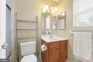 605 Beideman Ave, Camden, NJ 08105 - Photo 18