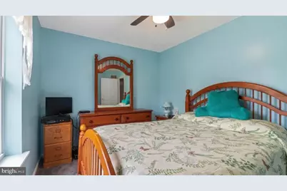 321 Thompson Avenue, Chesilhurst, NJ 08089 - Photo 26