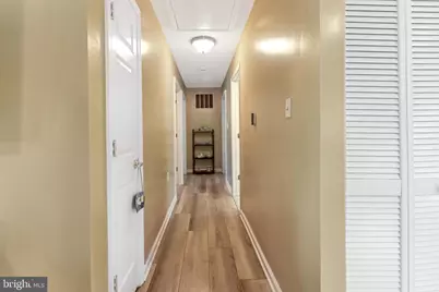 321 Thompson Avenue, Chesilhurst, NJ 08089 - Photo 32