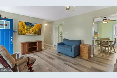 321 Thompson Avenue, Chesilhurst, NJ 08089 - Photo 18