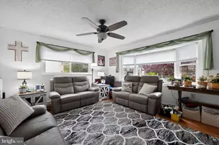 9 Charles Ave, Gloucester Township, NJ 08012 - Photo 8