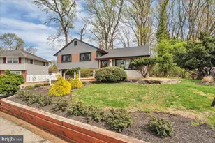 1237 Oakwood Rd, Haddonfield, NJ 08033 - Photo 2