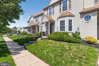 54 Knoll Drive, Clementon, NJ 08021 - Photo 2