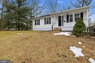 16 E Woodburn Ave, Pine Hill, NJ 08021 - Photo 2