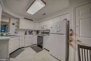 4702 Aberdeen Ln, Gloucester Township, NJ 08012 - Photo 6