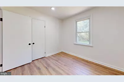 10 Bergen Avenue, Voorhees, NJ 08043 - Photo 4