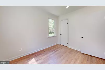10 Bergen Avenue, Voorhees, NJ 08043 - Photo 6
