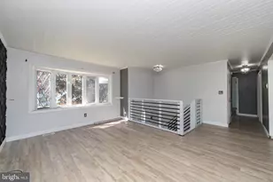 13 Spring Hollow Dr, Sicklerville, NJ 08081 - Photo 10
