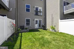 31 Village Green Ln, Sicklerville, NJ 08081 - Photo 28