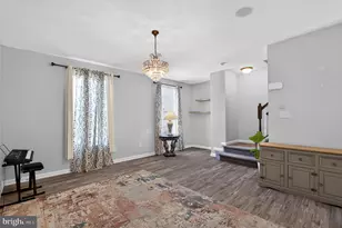 31 Village Green Ln, Sicklerville, NJ 08081 - Photo 12