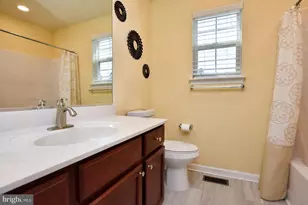 913 Longwood Ave, Cherry Hill, NJ 08002 - Photo 20