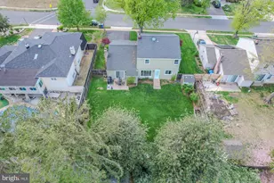 7 Strathmore Dr, Cherry Hill, NJ 08003 - Photo 8