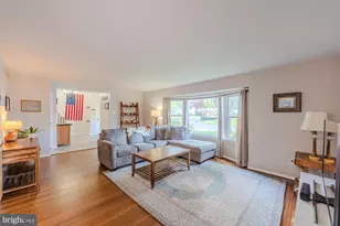 7 Strathmore Dr, Cherry Hill, NJ 08003 - Photo 14