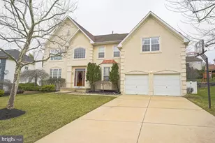 11 Exton Cir, Cherry Hill, NJ 08003 - Photo 2