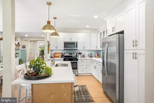 693 Thorny Ln, Gloucester Township, NJ 08029 - Photo 6