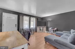 733 Myrtle Ave, Lindenwold, NJ 08021 - Photo 4