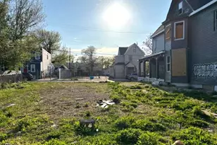 42 Stewart St, Camden, NJ 08105 - Photo 12