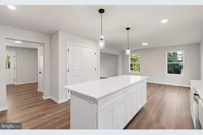 212 Lotus Avenue, Voorhees, NJ 08043 - Photo 6