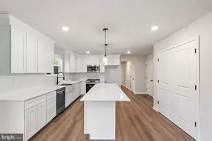 212 Lotus Ave, Voorhees, NJ 08043 - Photo 12