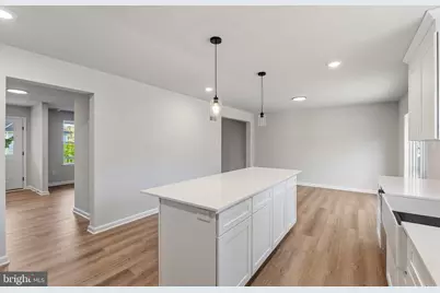 216 Lotus Avenue, Voorhees, NJ 08043 - Photo 6