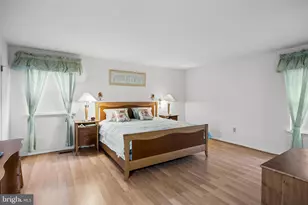 320 Longstone Dr, Cherry Hill, NJ 08003 - Photo 18
