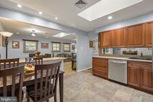 1518 Dogwood Dr, Cherry Hill, NJ 08003 - Photo 10