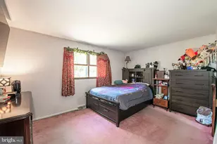 661 Pacific Ave, Waterford Township, NJ 08004 - Photo 12