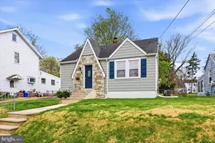 66 E Buckingham Ave, Mount Ephraim, NJ 08059 - Photo 2