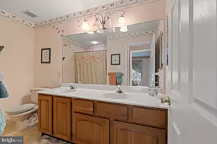 60 Smokey Run Dr, Berlin, NJ 08009 - Photo 26