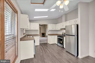 25 Loft Mountain Dr, Sicklerville, NJ 08081 - Photo 6