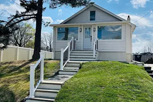 352 Roosevelt Ave, Lindenwold, NJ 08021 - Photo 2