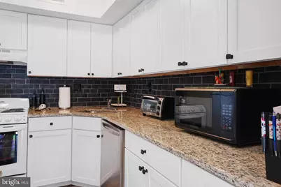 1405 Berwyck Court, Sicklerville, NJ 08081 - Photo 8