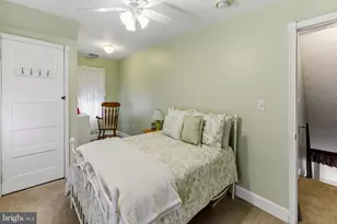 128 Reading Ave, Barrington, NJ 08007 - Photo 18