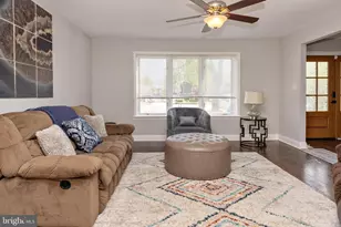 17 Lisa Dr, Gloucester Township, NJ 08012 - Photo 12