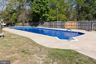 17 Lisa Dr, Gloucester Township, NJ 08012 - Photo 62