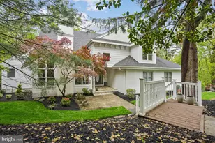 13 Bradford Ct, Voorhees, NJ 08043 - Photo 2