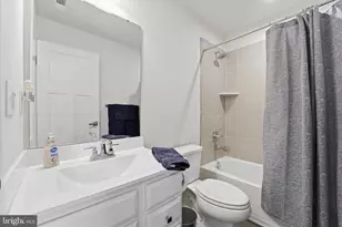 121 Plaza Dr, Sicklerville, NJ 08081 - Photo 18