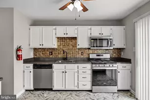 1505 Beacon Hill Dr, Sicklerville, NJ 08081 - Photo 10