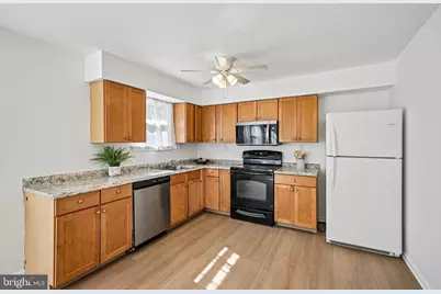 122 Walker Avenue, Berlin, NJ 08091 - Photo 12