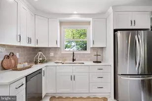 21 S Oakland Ave, Runnemede, NJ 08078 - Photo 6