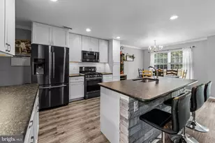 56 Smokey Run Dr, Berlin, NJ 08009 - Photo 8